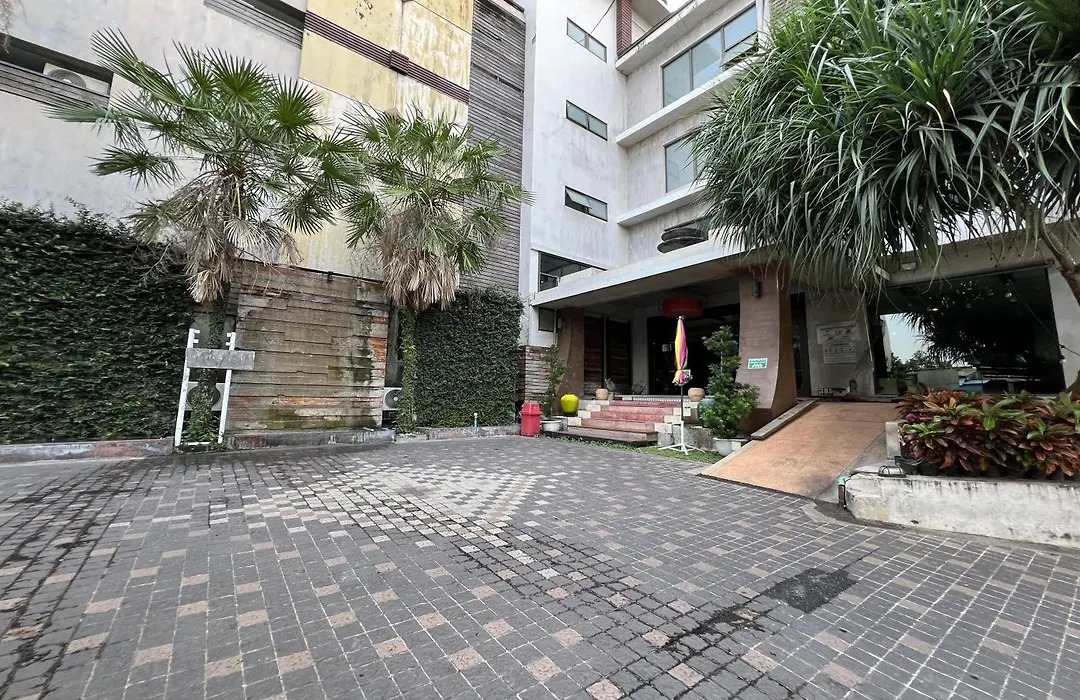 Eurna Resort Hotel-1