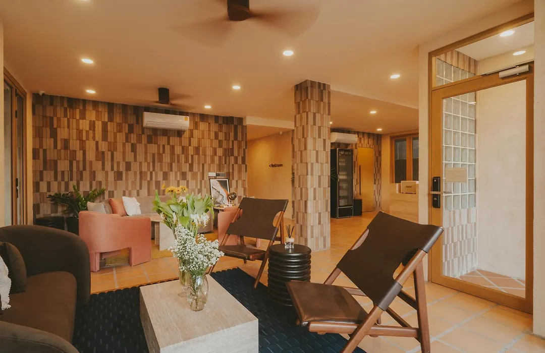 Hotel Clay Chiang Mai-1
