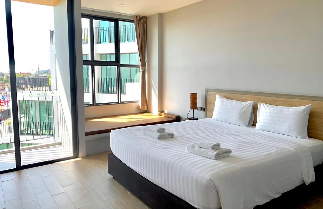 Atom Phuket Hotel-1