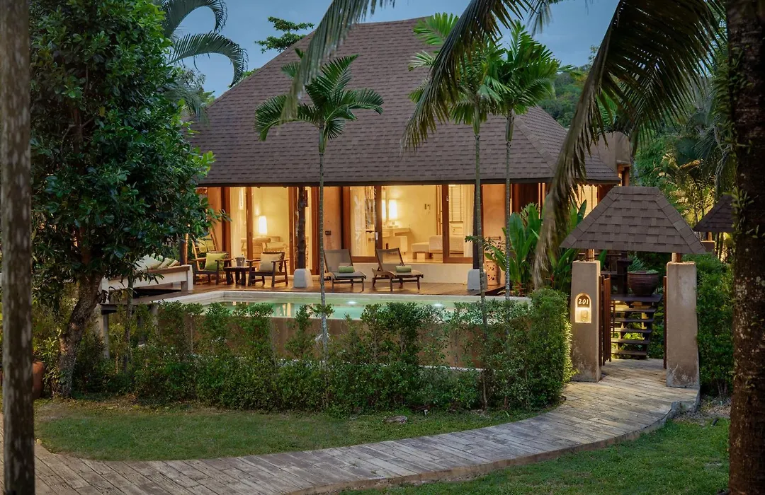 High Season Pool Villa & Spa-1