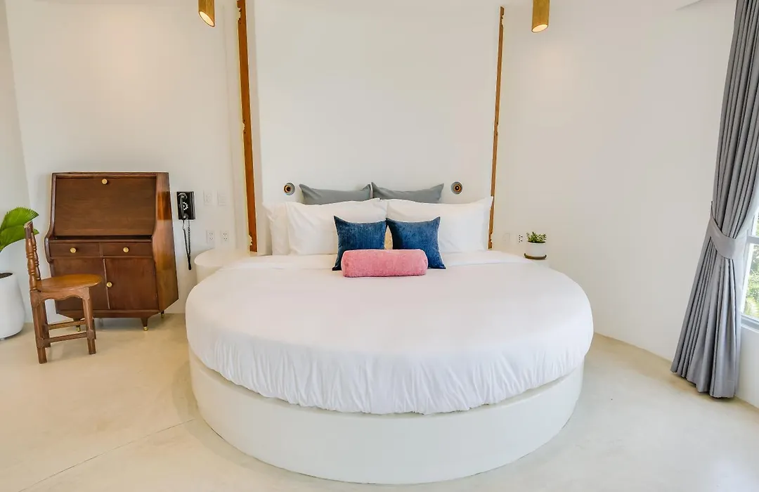 Ampersand Resort-1
