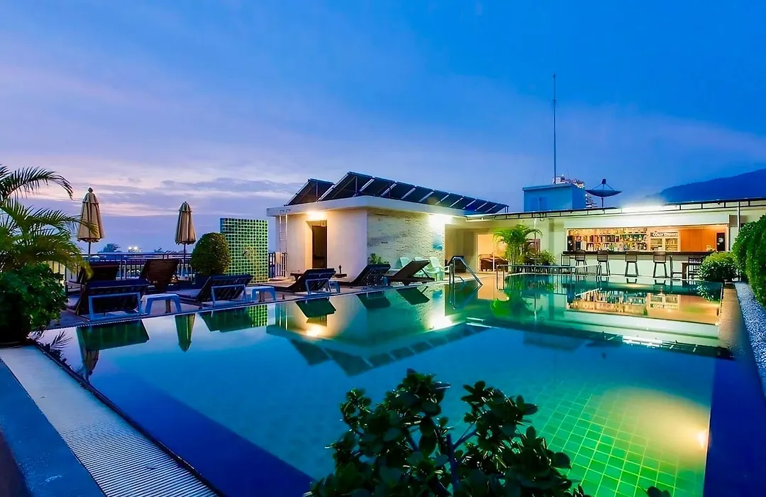 77 Patong Hotel & Spa-1
