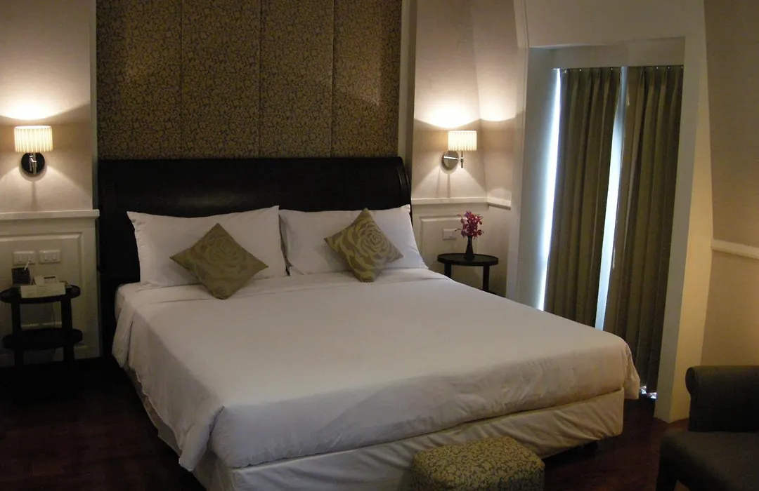 Aurum The River Place-1