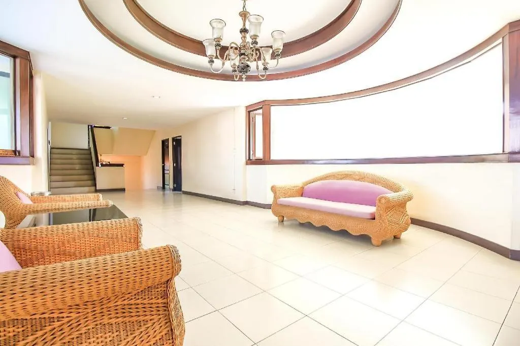 Oyo 383 White Inn Hotel-1