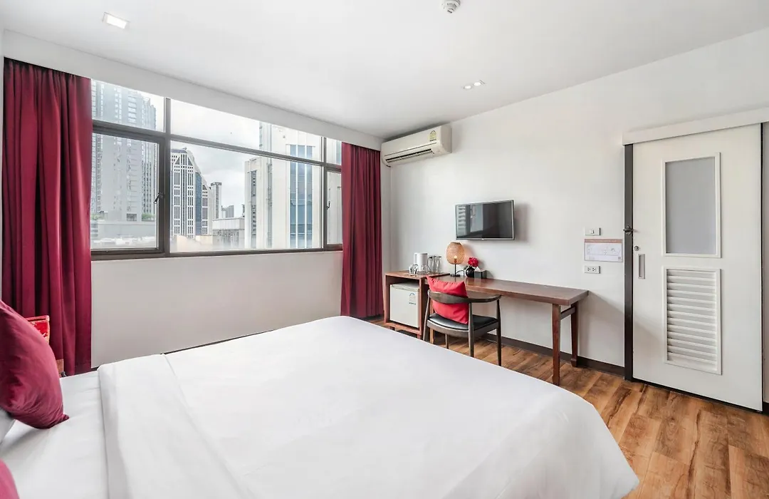 Ruamchitt Plaza Hotel-1