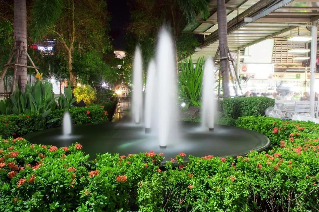 Thanburi Hotel-1