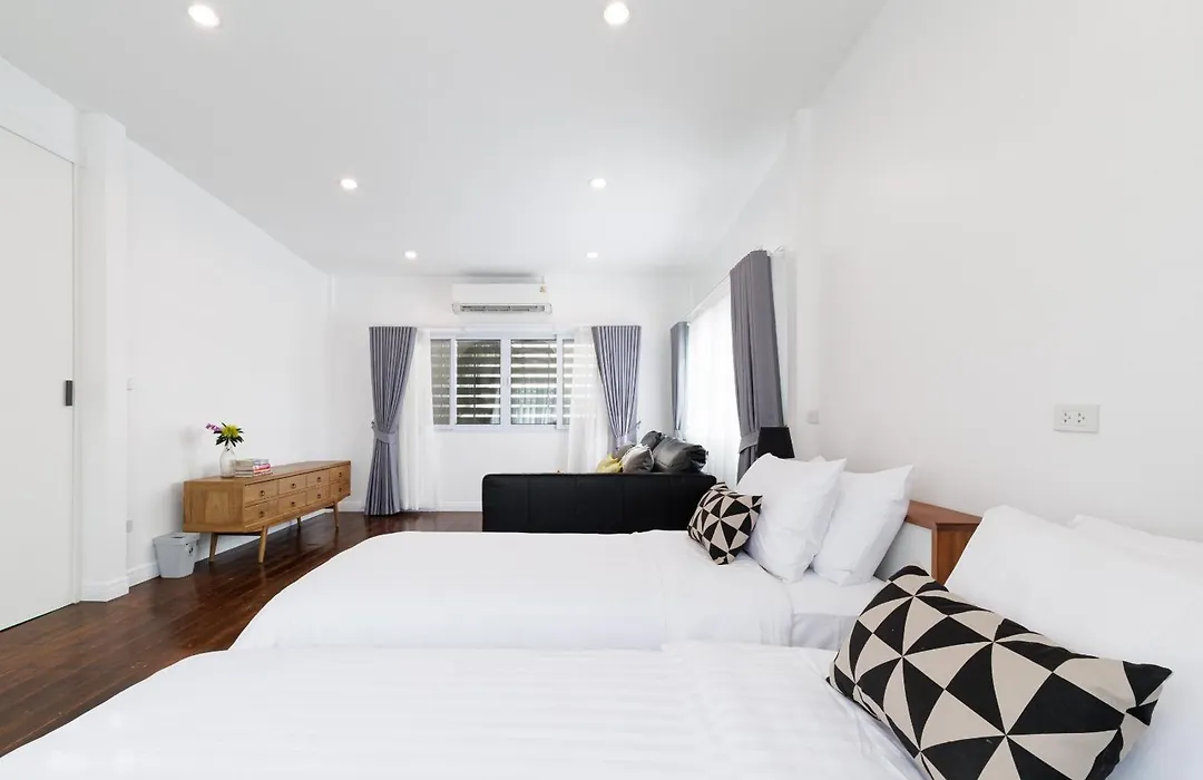 Baan Boon-1