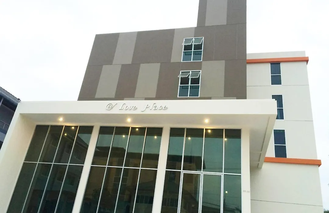 Sixty Star Love Place Hotel-1