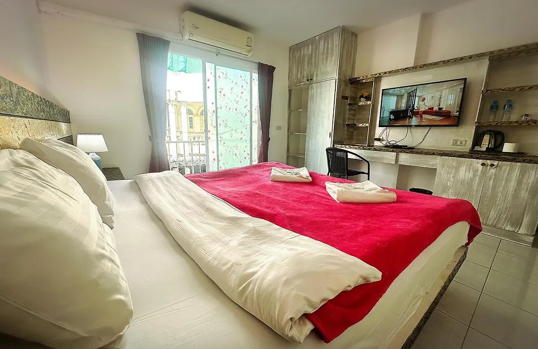 The Shades Hotel 50 meter Beach Front-1