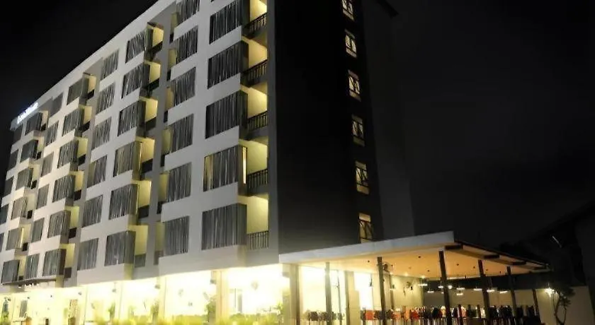 Lee Nova Hotel-1