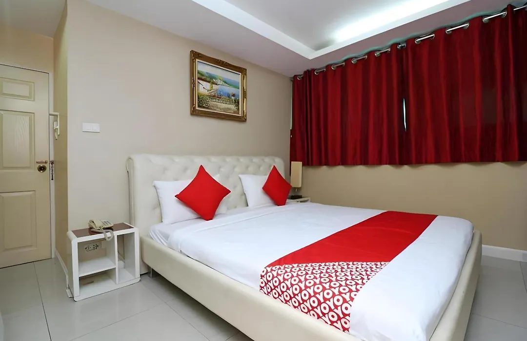 Diamond Residence Silom-1