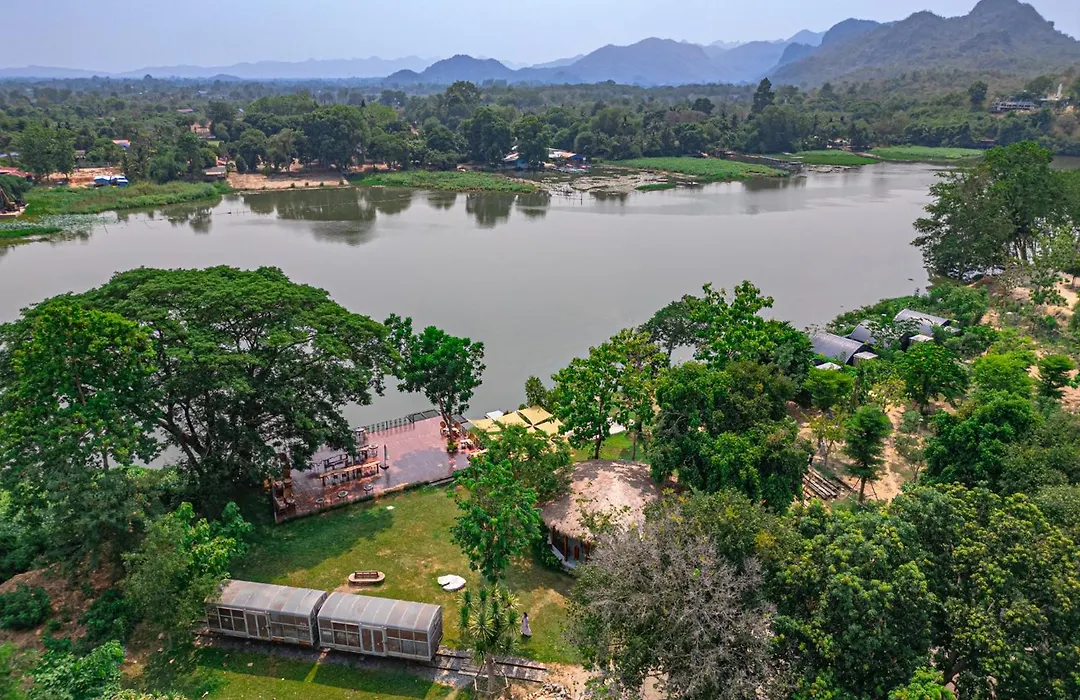 Manta Resort-1
