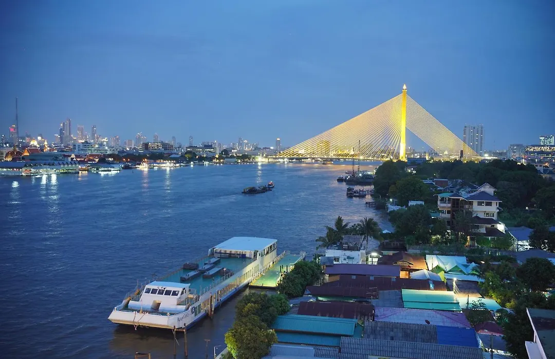 Riverside Bangkok Hotel-1