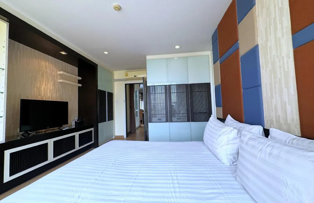 The Sunreno Hotel Bangkok-1