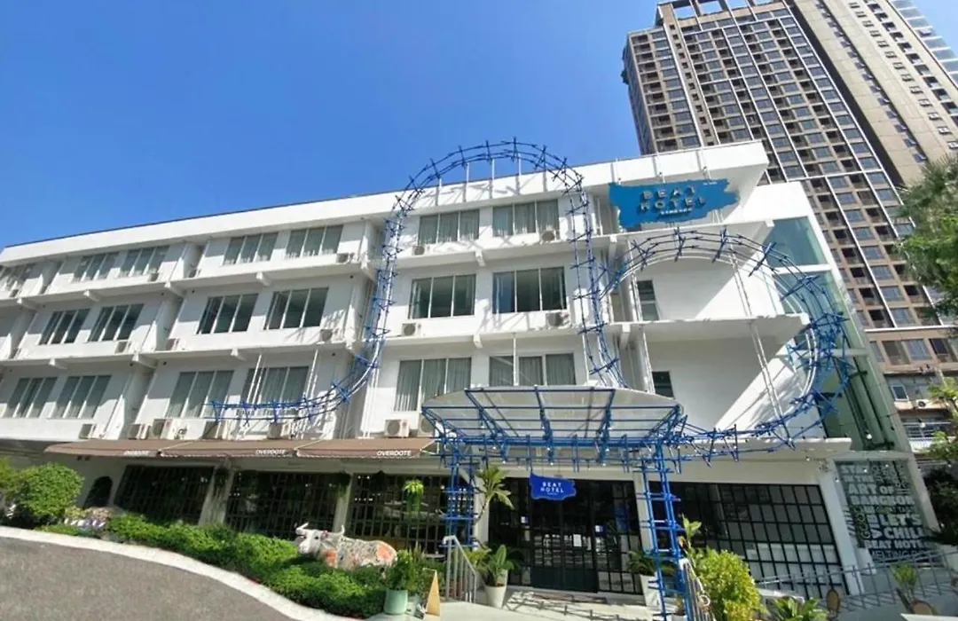 Beat Hotel Bangkok-1