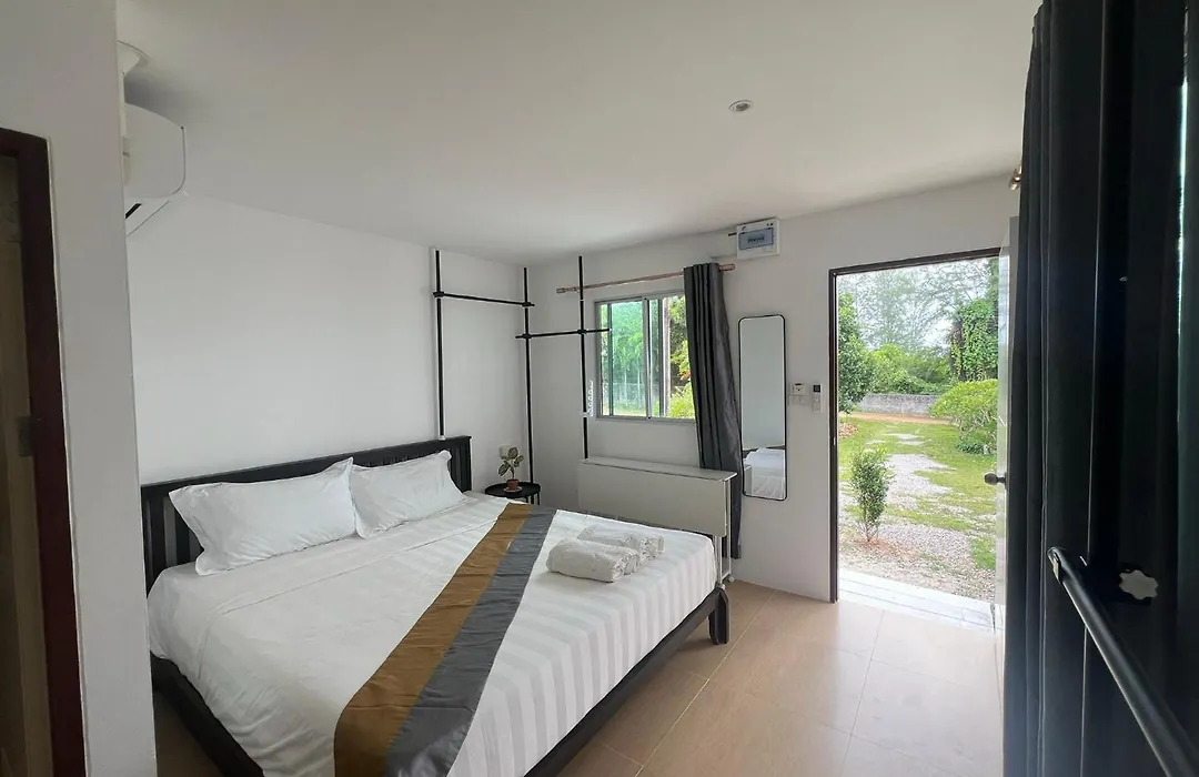 Aranya Resort Koh Lanta-1