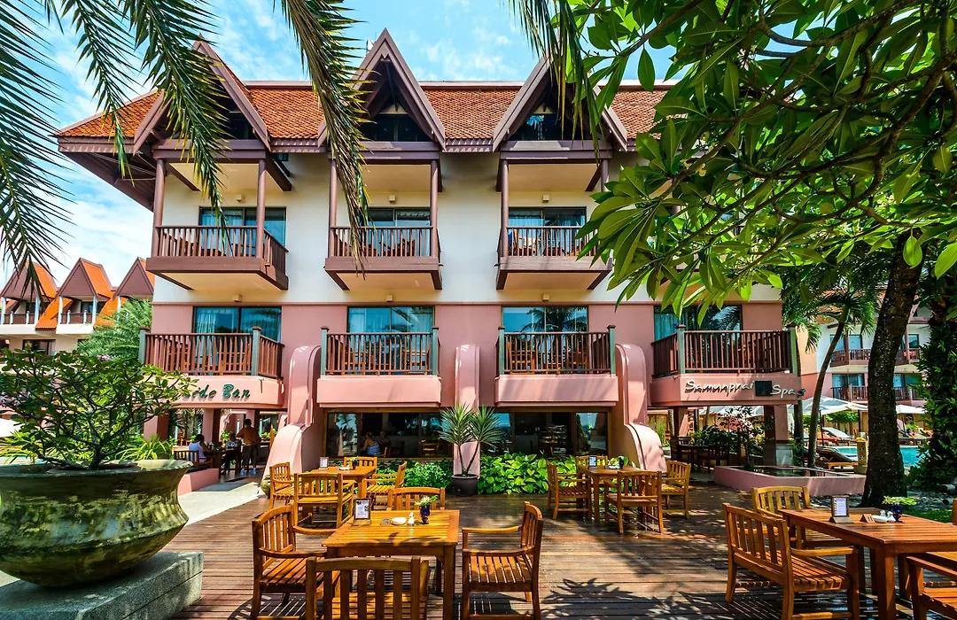Seaview Patong Hotel-1