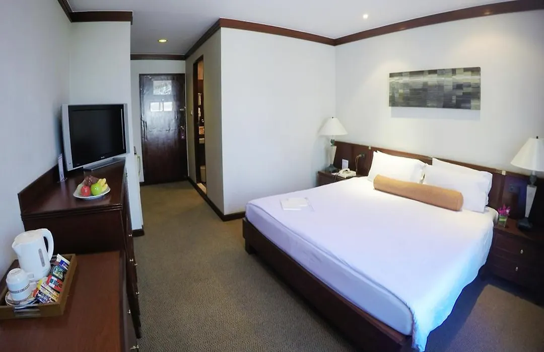City Lodge Bangkok-1