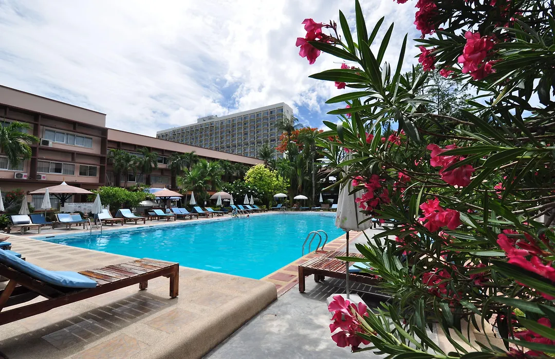 Basaya Beach Hotel & Resort-1