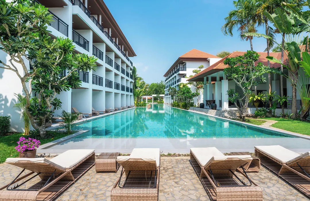 D Varee Mai Khao Beach-1