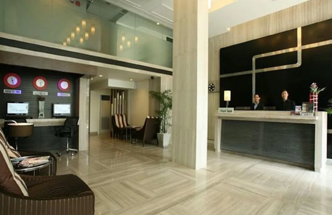 Fx Hotel Metrolink Makkasan-1