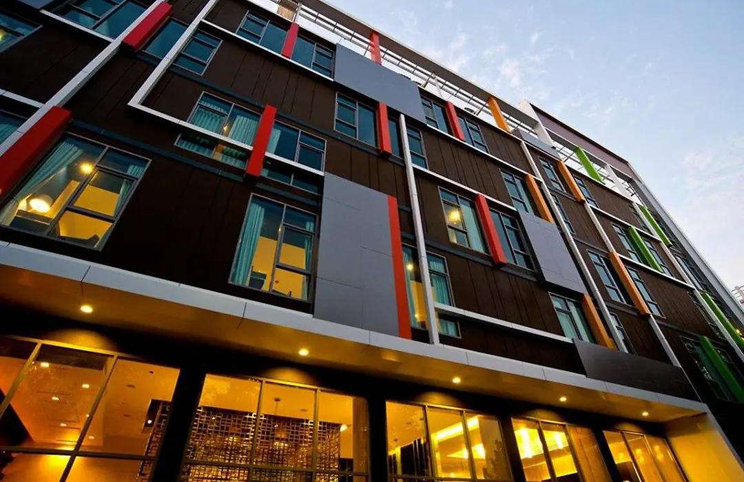Fx Hotel Metrolink Makkasan-1