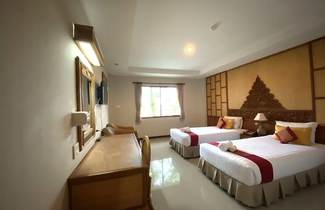 100 Islands Resort & Spa-1