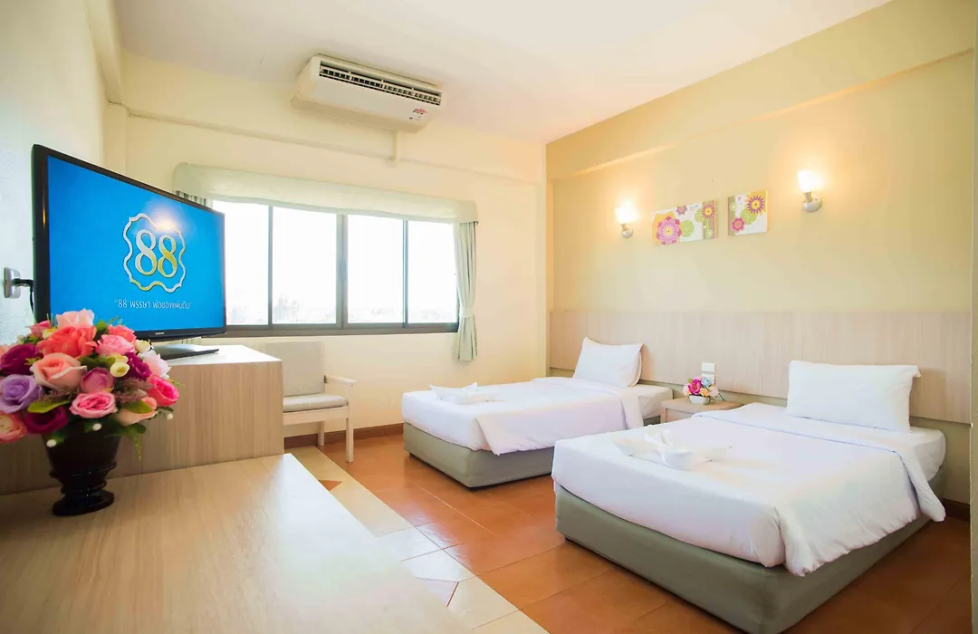 Bunjongburi Hotel-1