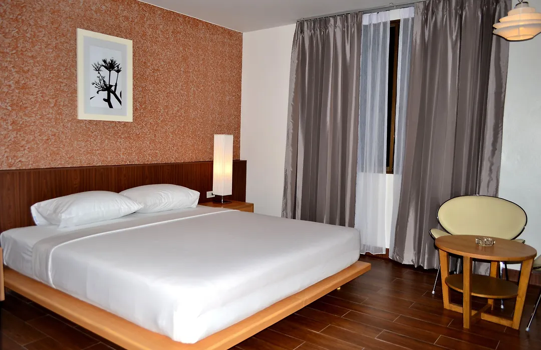 Flipper Lodge Hotel - SHA Extra Plus-1