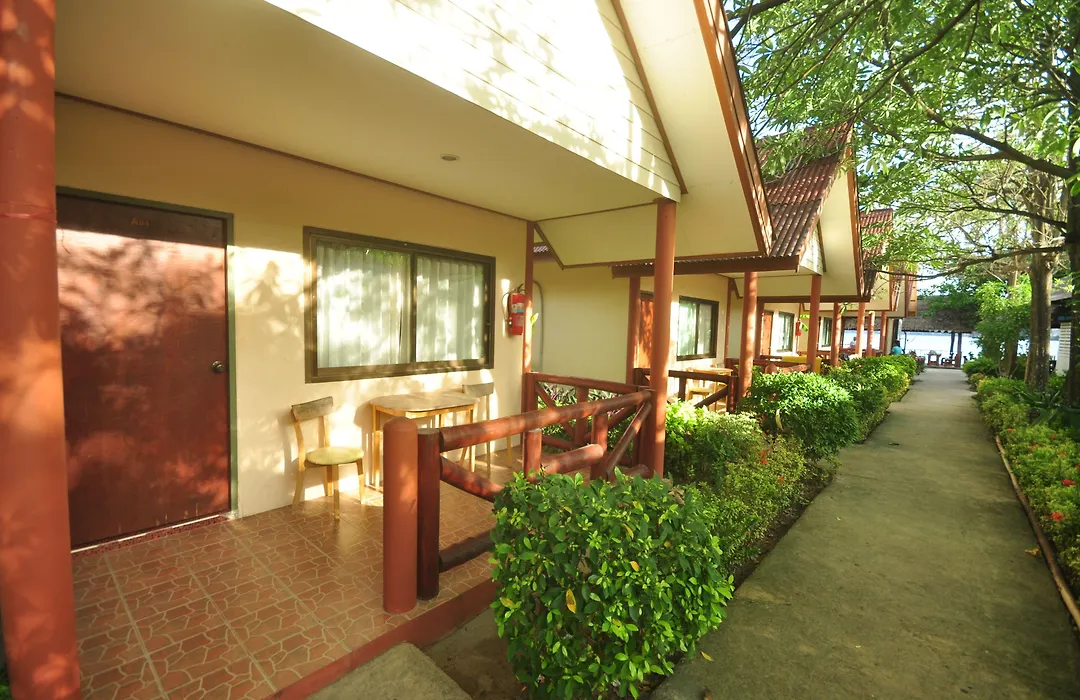 Phi Phi Rimlay Resort-1