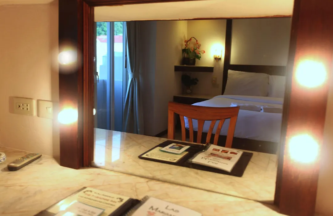 Paradise Inn-1