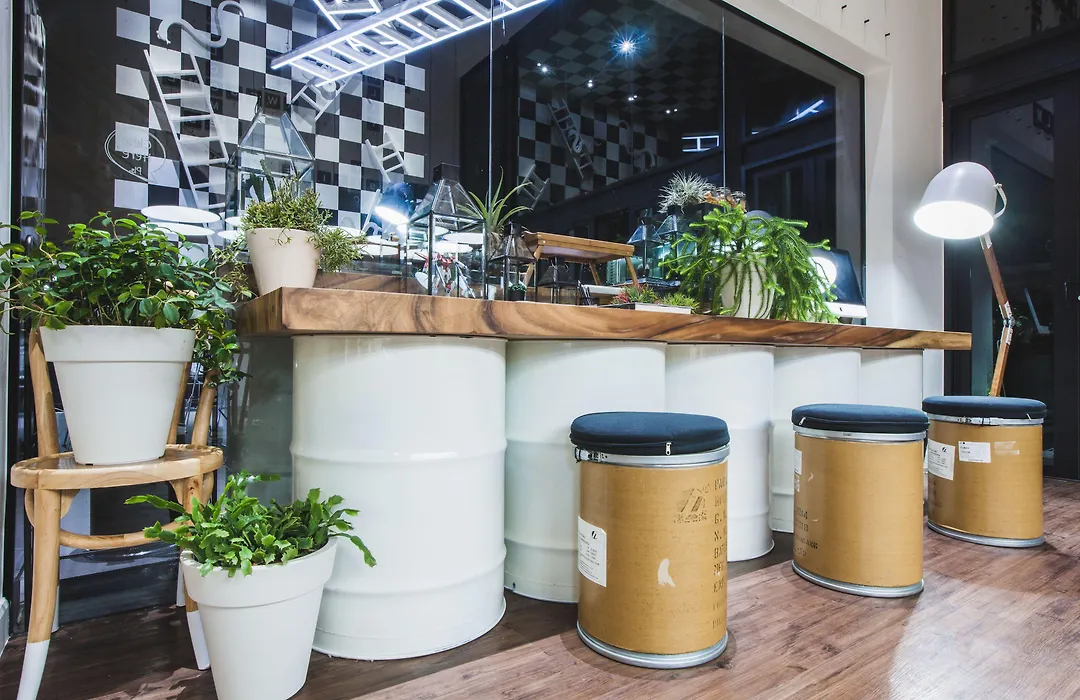 Blu Monkey Hub And Hotel Phuket Town-1