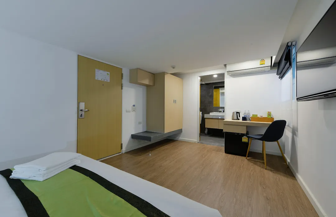 Icheck Inn Sukhumvit 19-1
