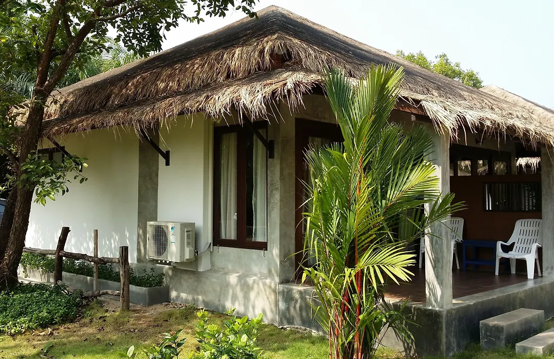 Nana Beach Hotel-1