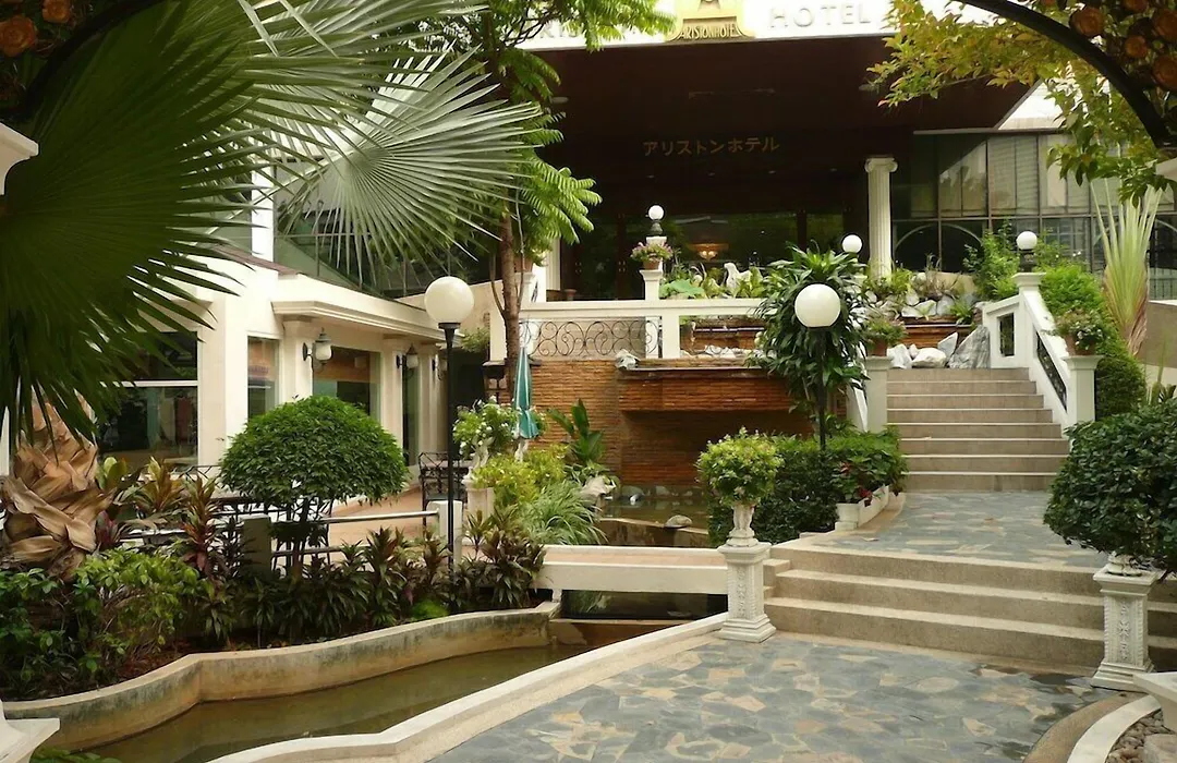 Ariston Hotel Bangkok-1