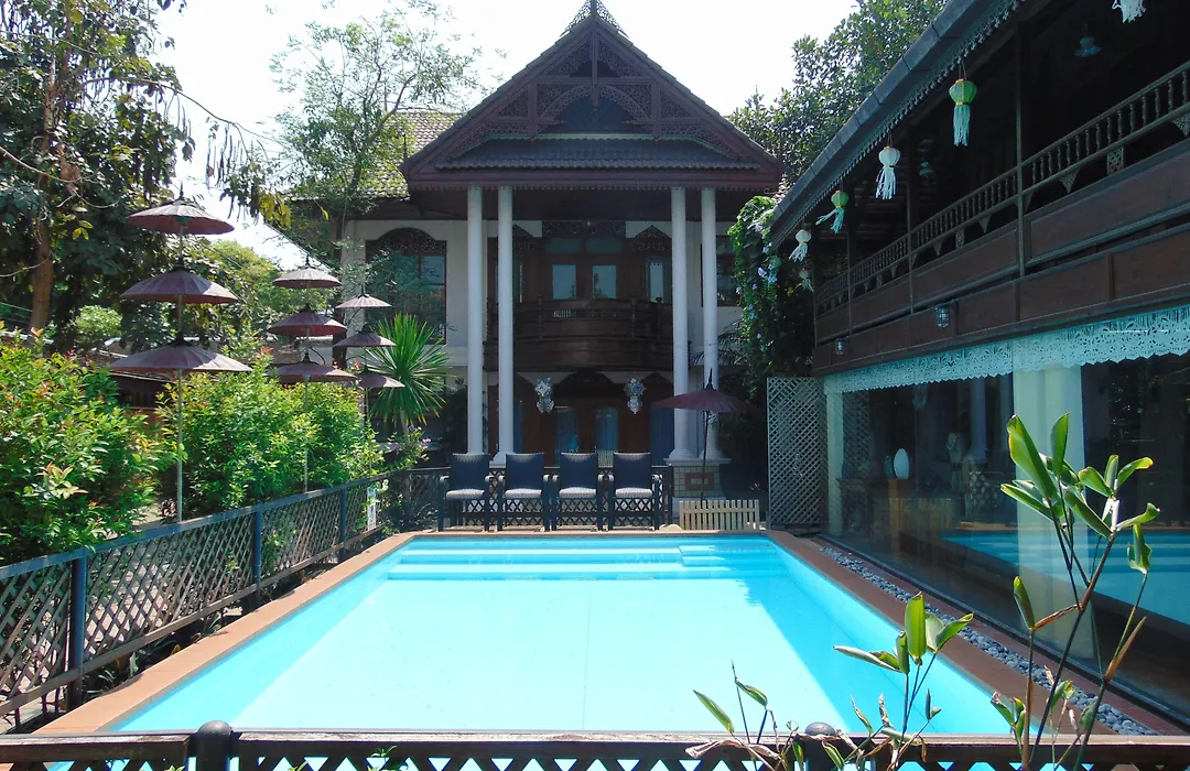 Pha Thai House-1