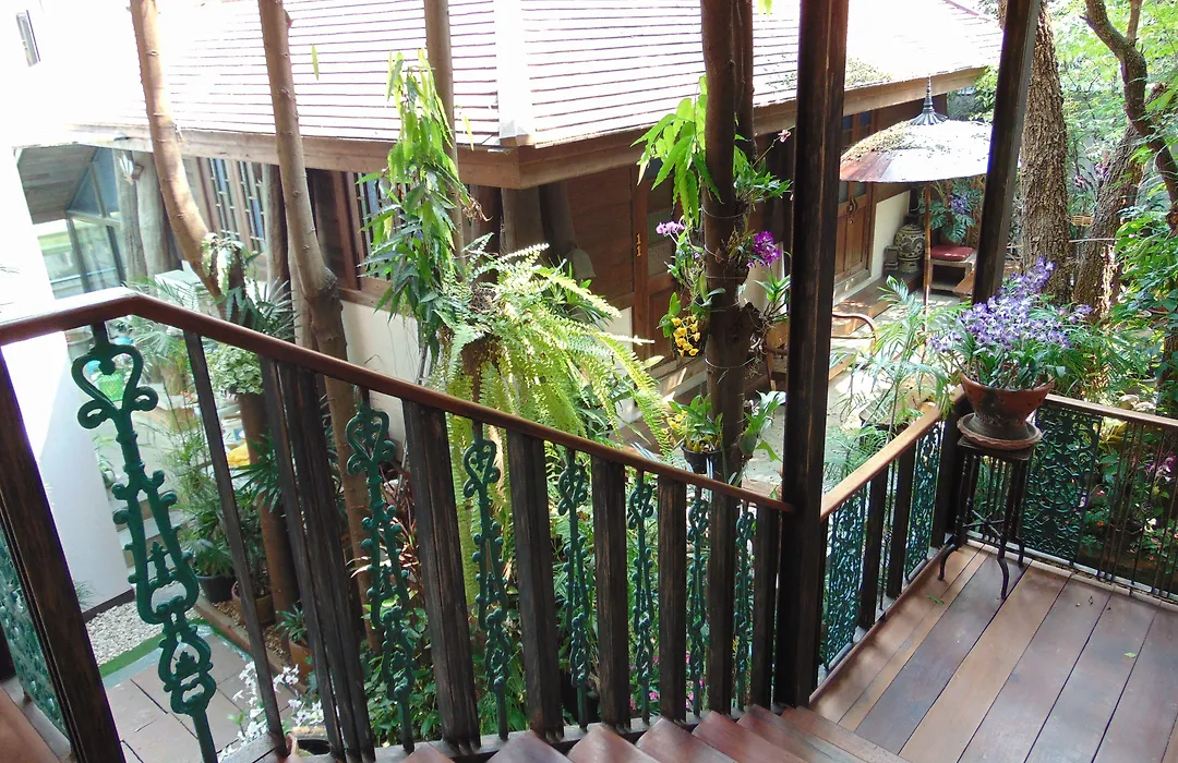 Pha Thai House-1