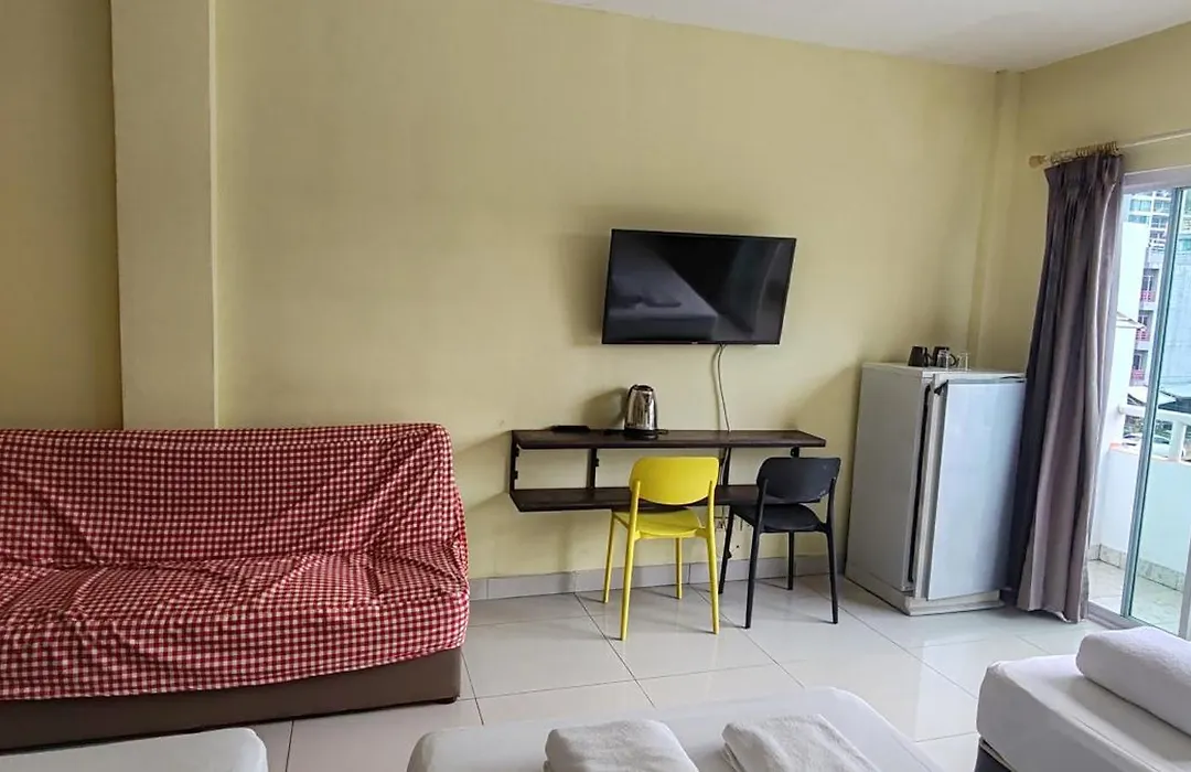 Jomtien Hostel-1