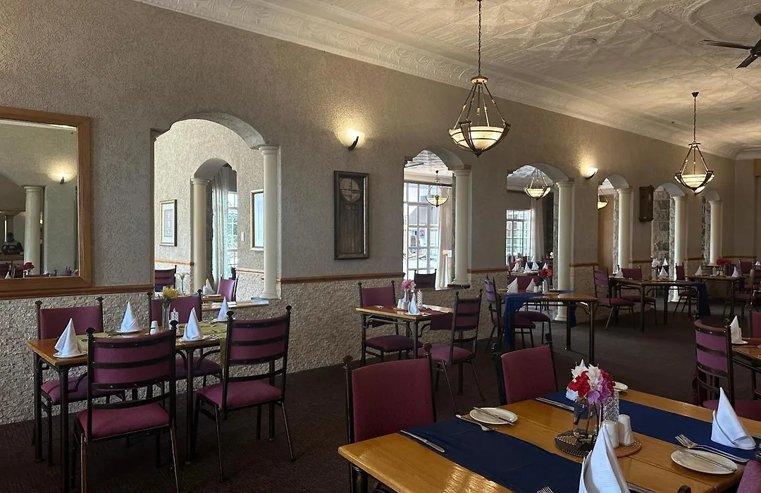 Cathedral Peak Hotel-1