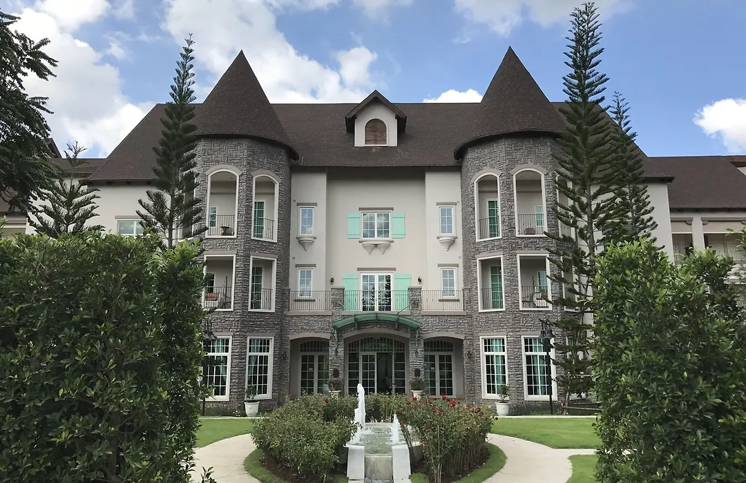 U Khao Yai-1