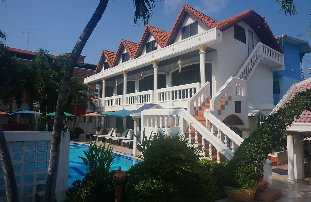 Villa Oranje Pattaya-1