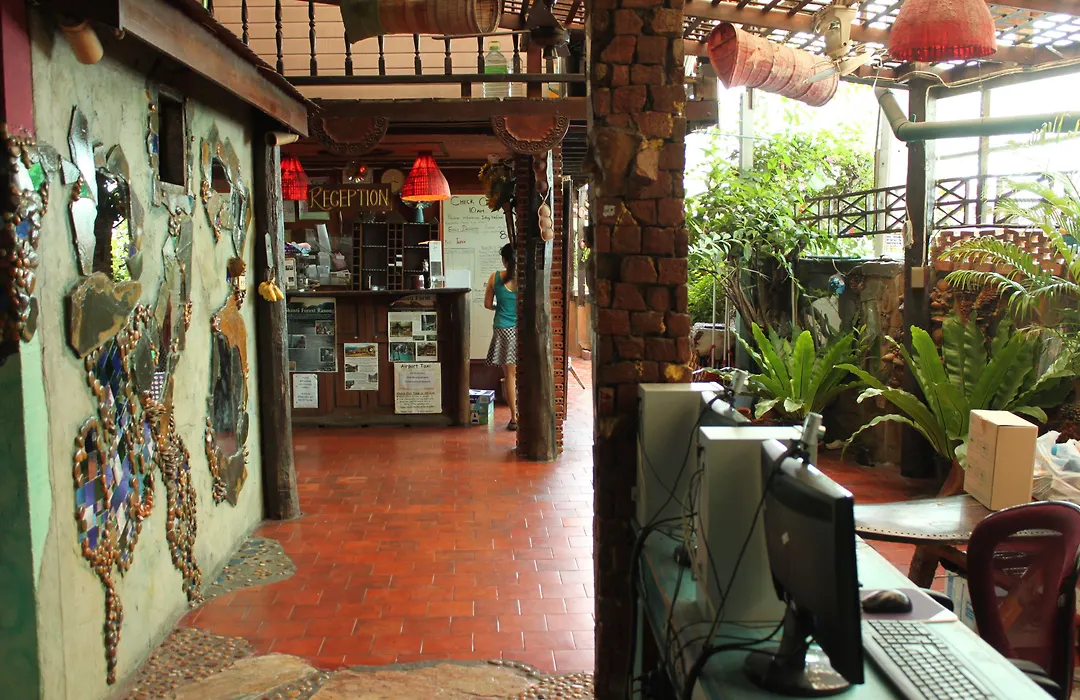 Shanti Lodge Bangkok-1