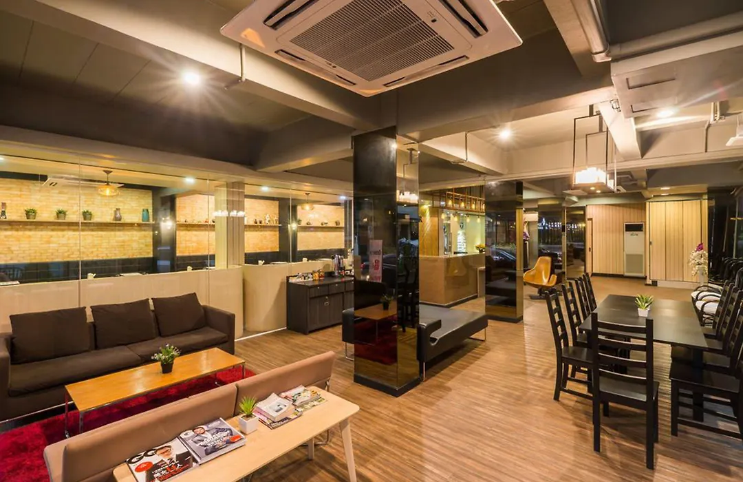 Ton Aor Place Hotel-1