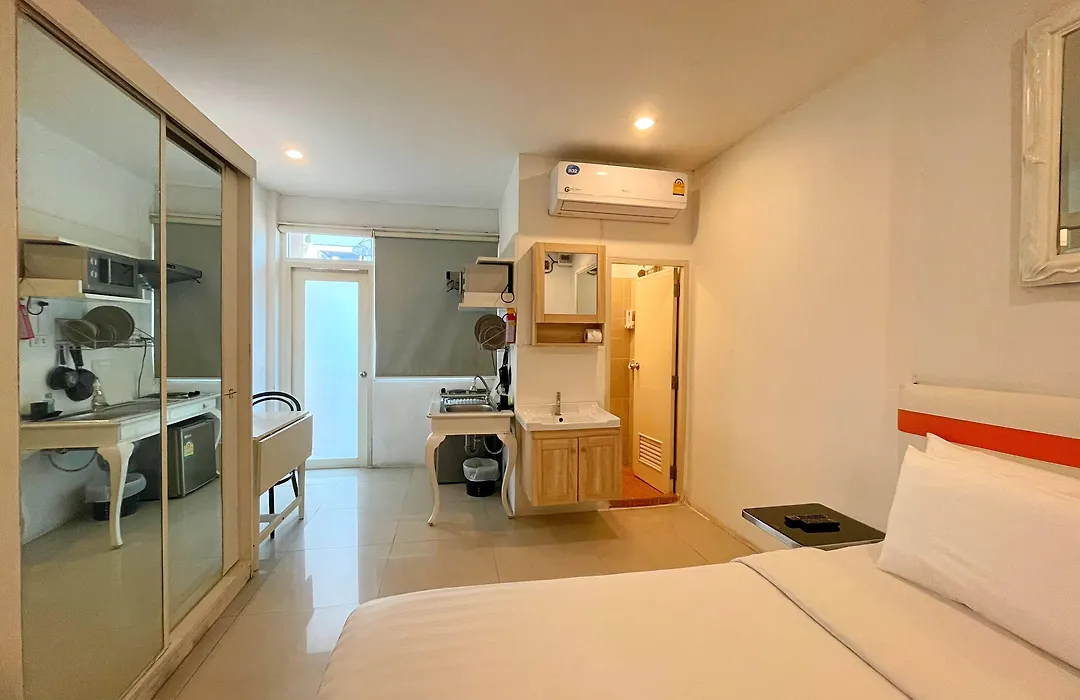 Arawana Residence Phromphong-1