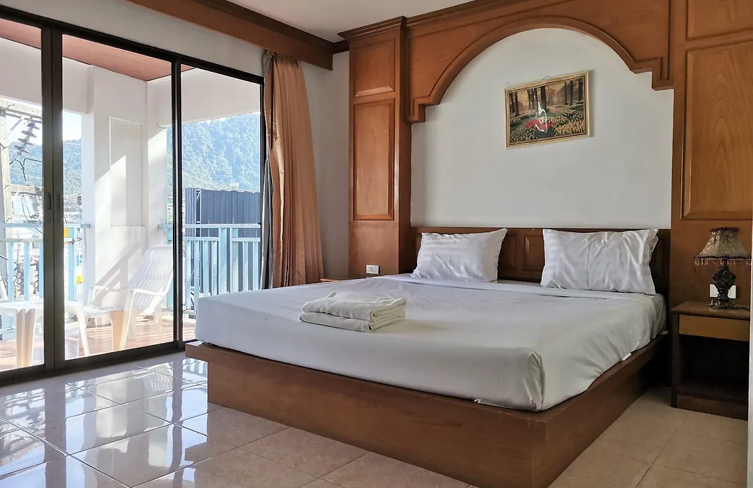 Praew Mansion-1