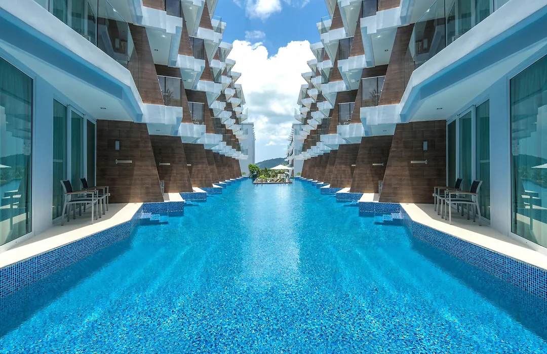 The Beachfront Hotel Phuket-1