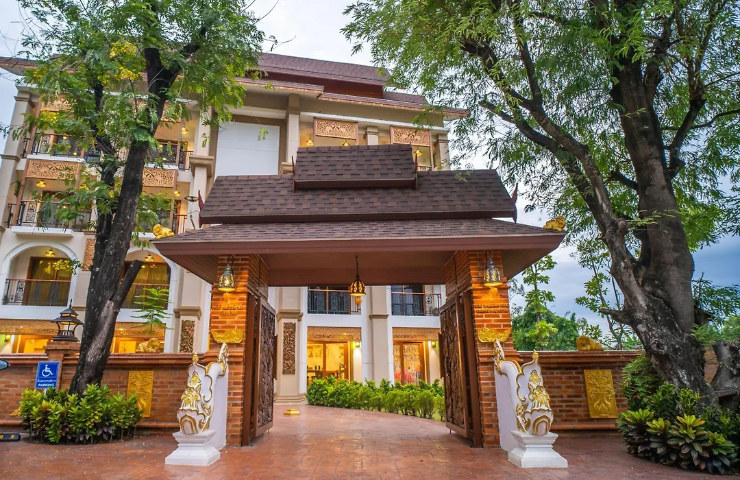Siri Nakornpink Chiang Mai Hotel Sha Plus-1
