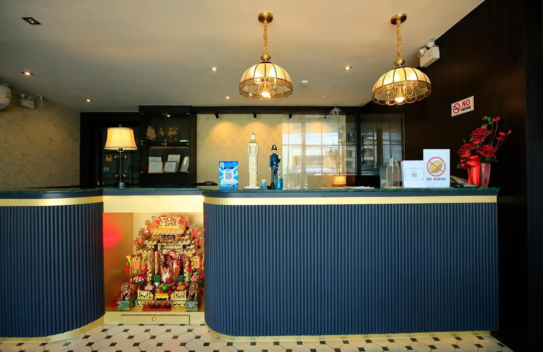 We Resident Hotel-1