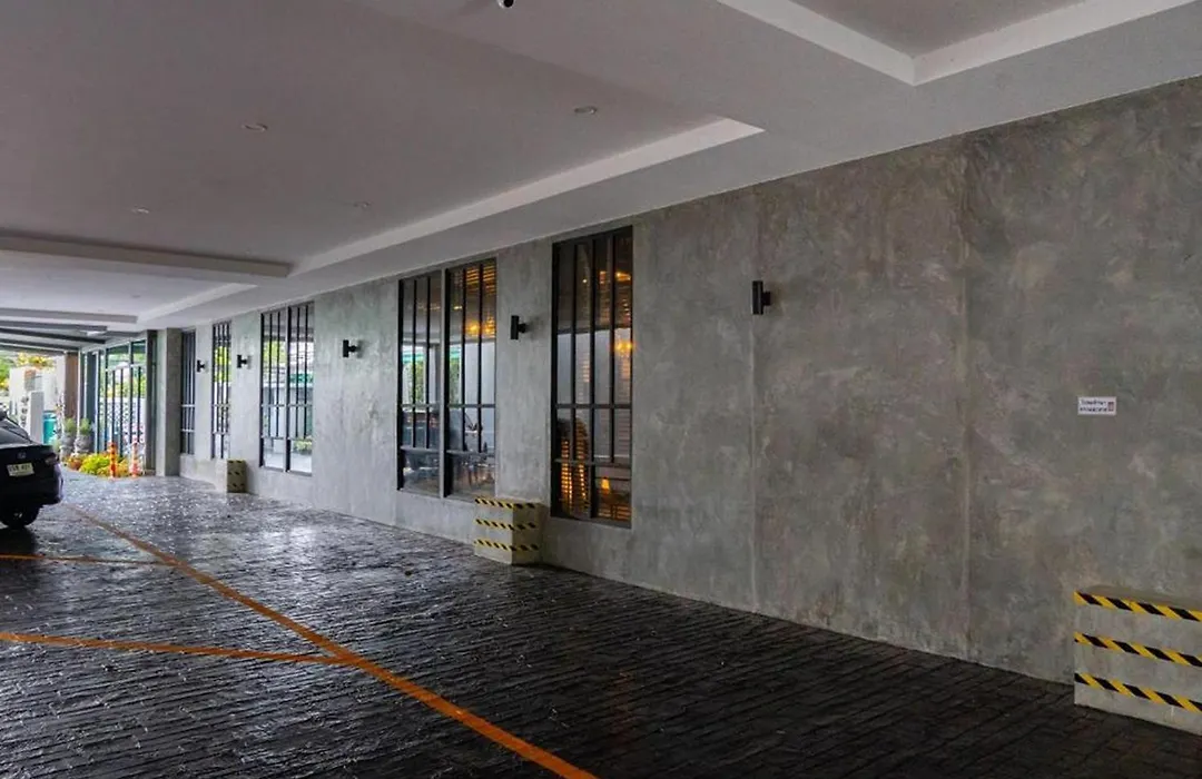 J Place Hotel-1
