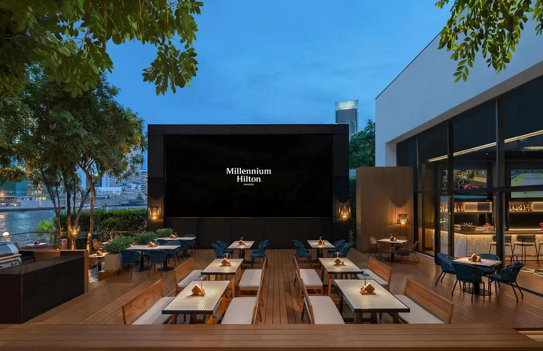 Millennium Hilton Bangkok-1